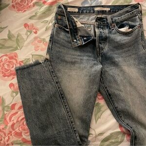 LEVIS WEDGIE STRAIGHT JEANS